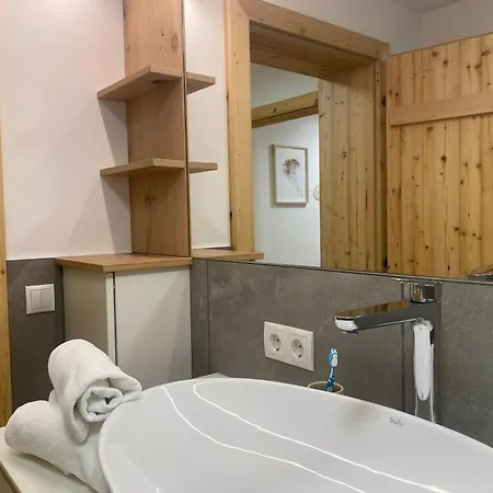 Biohof-Feichtinger Apartment Zell am Moos Room photo